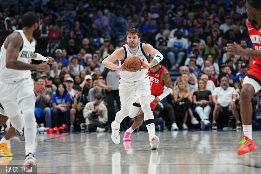 球队正在逐 球队正在逐